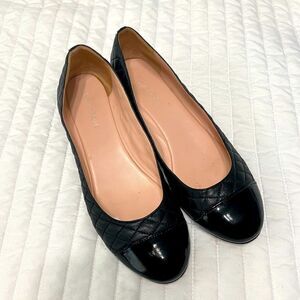 Taryn Rose Flats Women Size 8